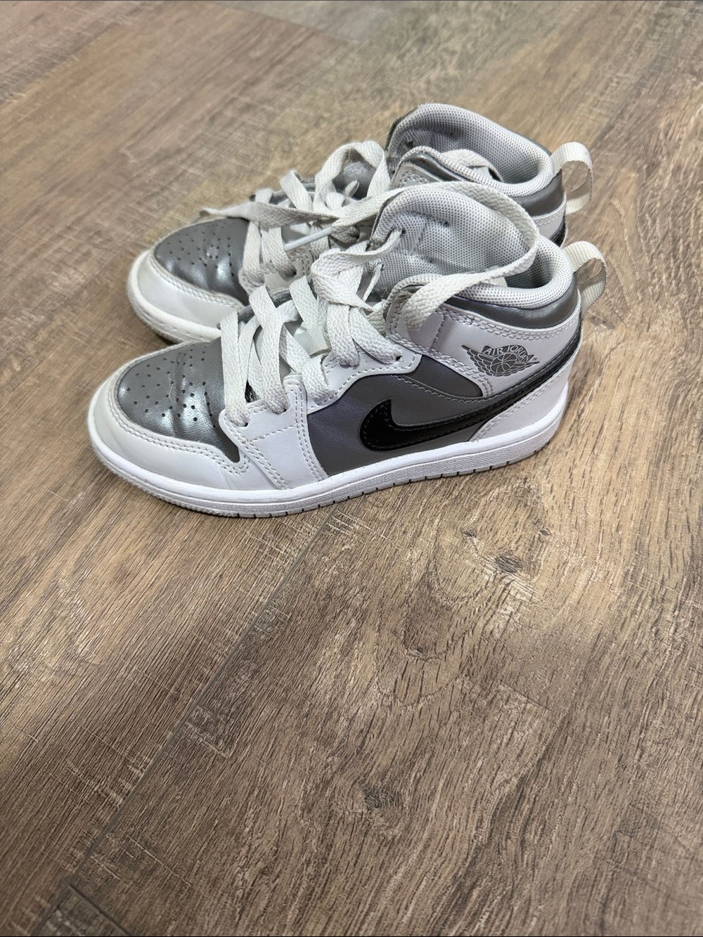 Jordan Kids Mid-Top Sneakers in White, Gray and Black